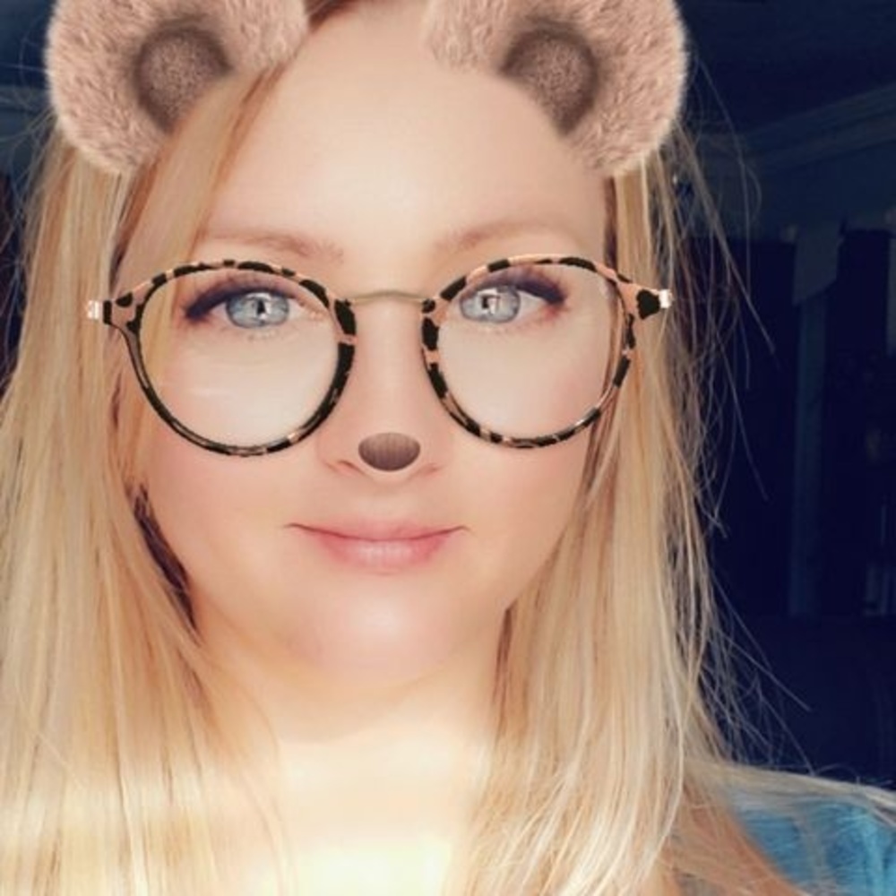 Meet your Posher, Megan